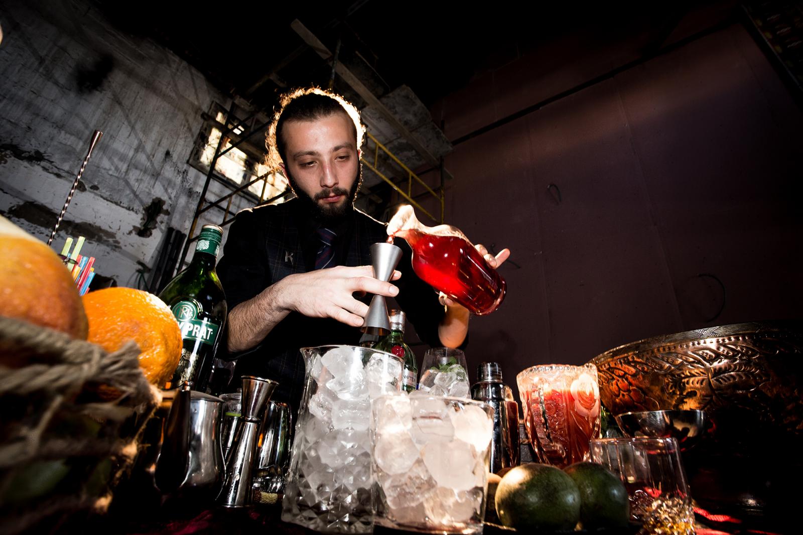 ''משתדלים לאתגר את עצמינו כל פעם מחדש'', דוד קלינצ'ב שותף בזלמה בר קוקטליים